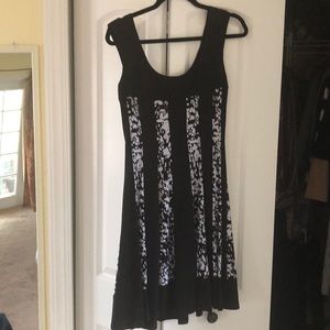 Really cute swing dress.